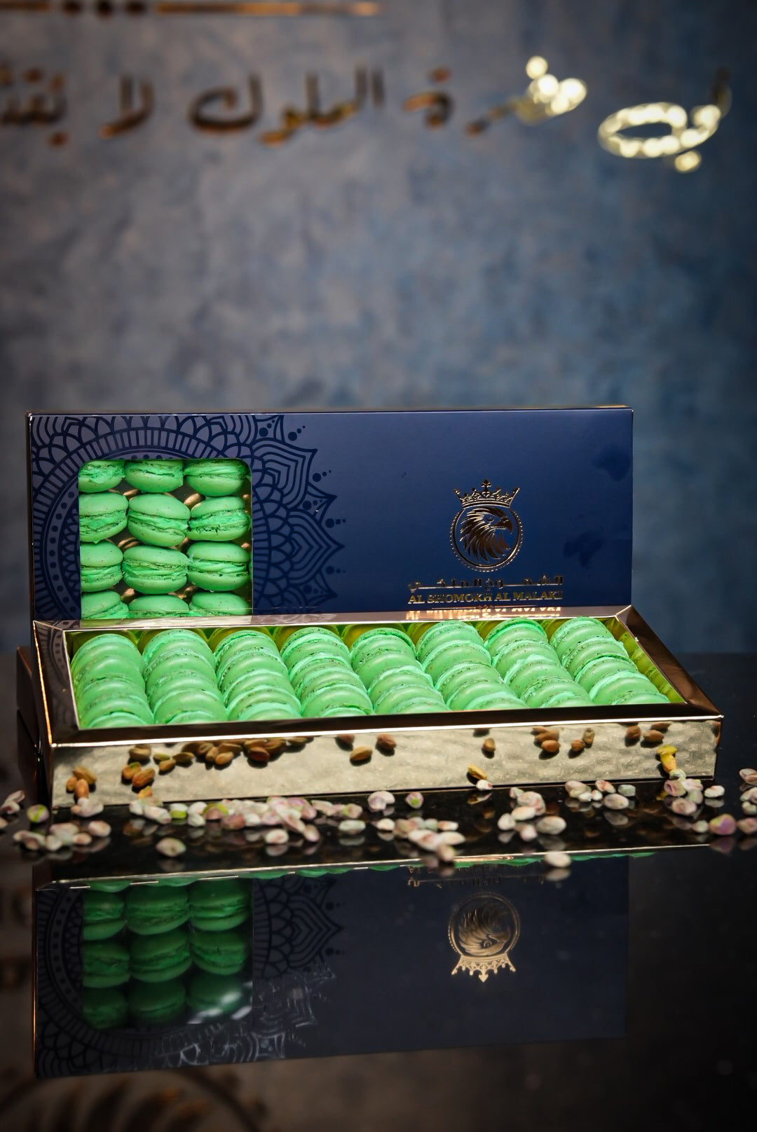 Pistachio macaron